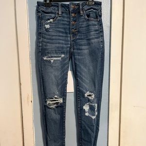 American Eagle High Wasted Jeans